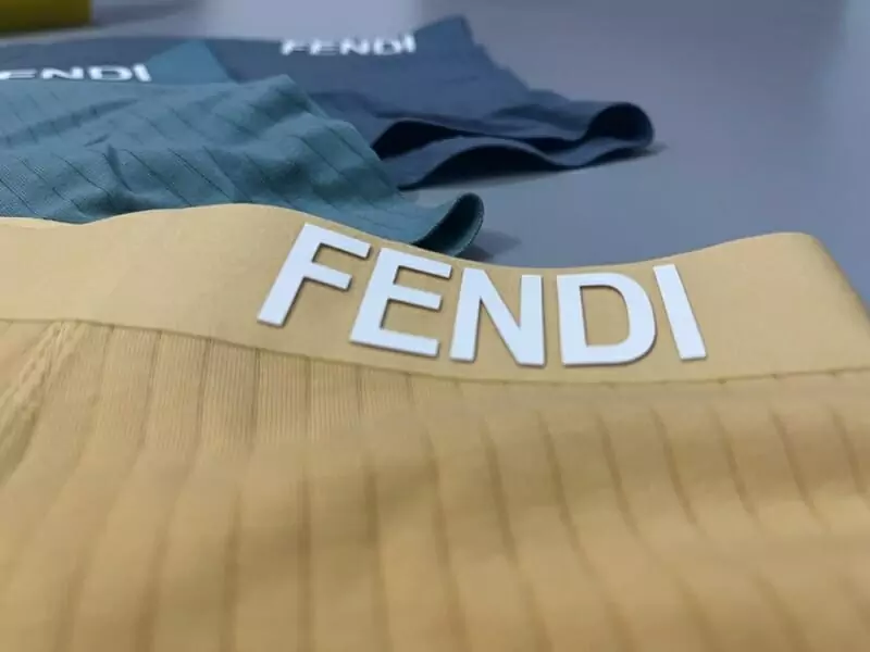 fendi sous vetements pour homme s_101aa0a2